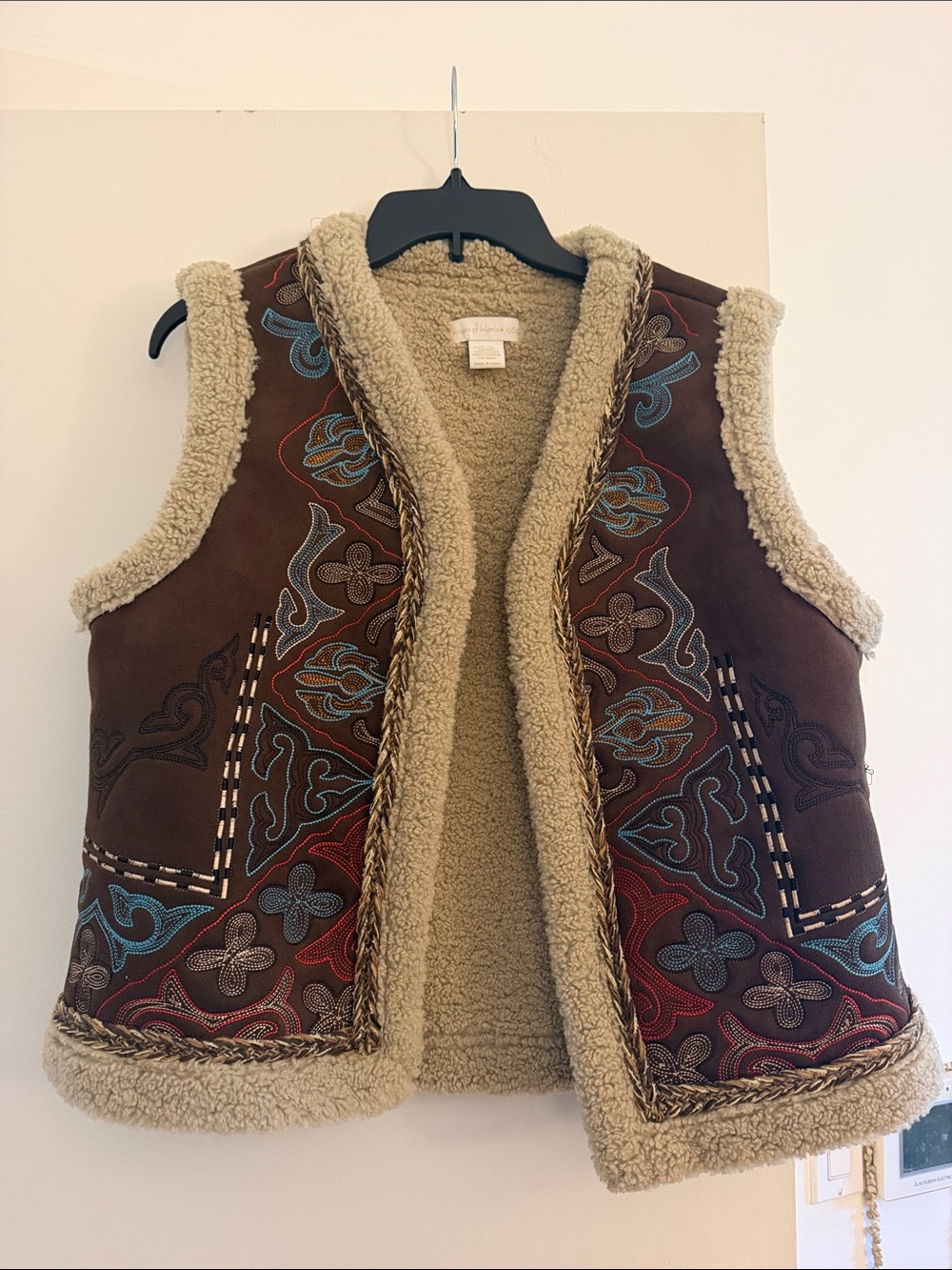 House of Harlow 1960 Brown Embroidered Sherpa Vest
